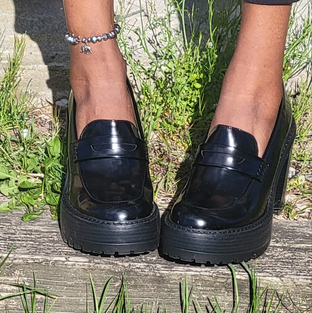 Steve Madden Black Platform chunky heel 👠